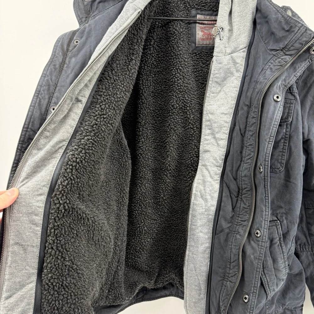 Levi's Sherpa‎ Lined Two Pocket Hooded Trucker Jacket Navy Blue Men XL LM8RC364